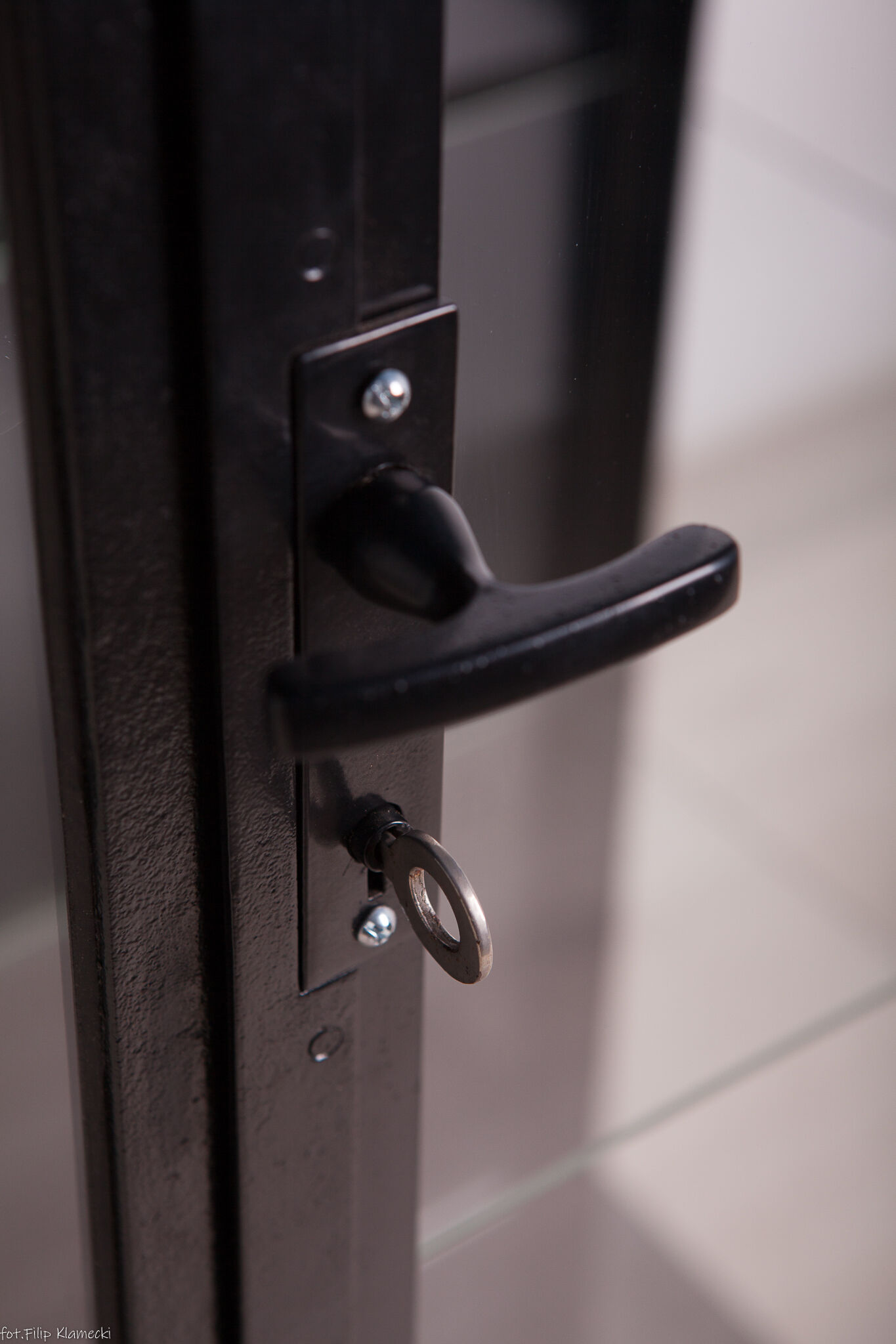 Mid-Century Medical Cabinet, 1950s