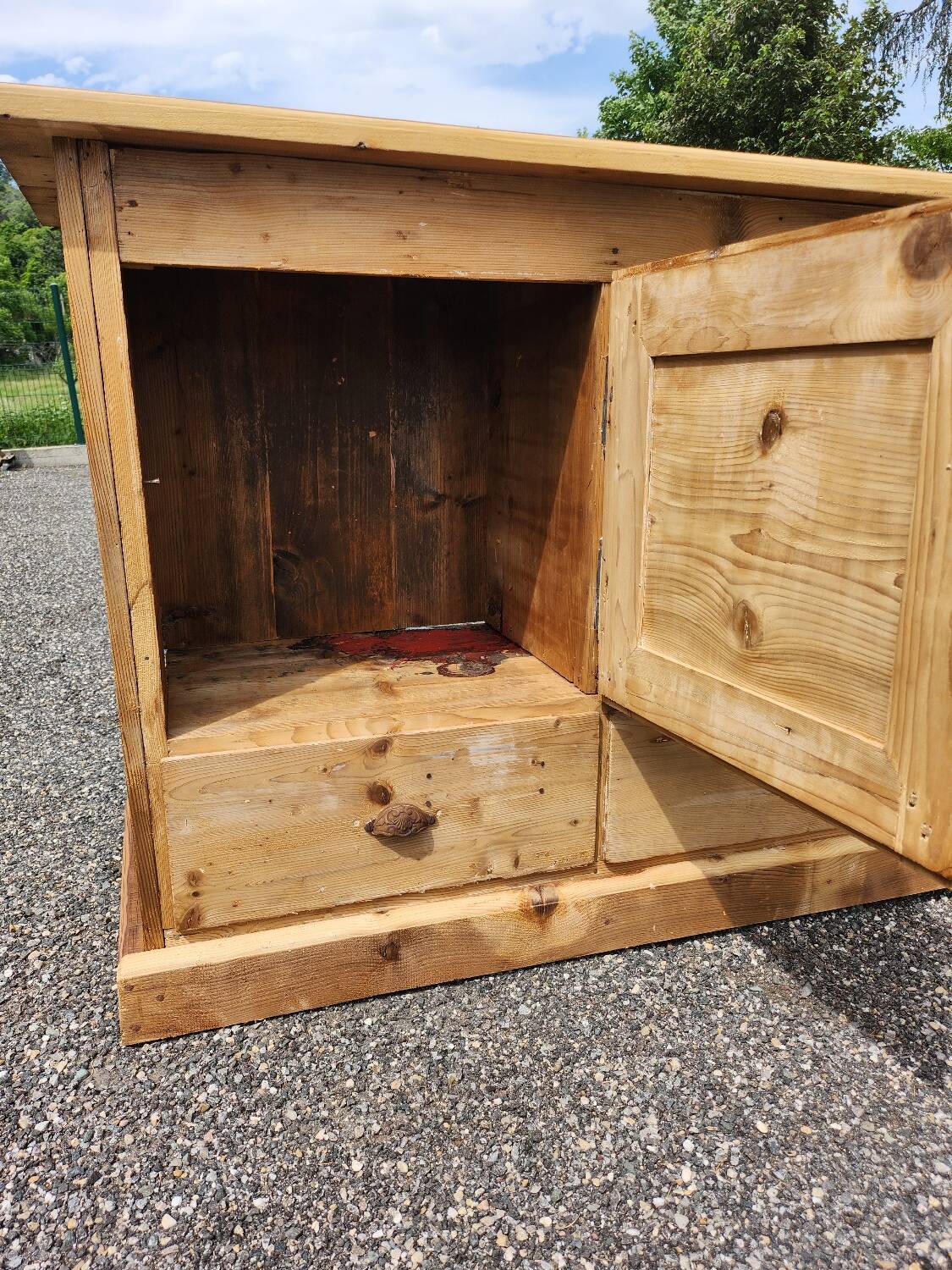 Old trade furniture with 3 drawers and 3 doors