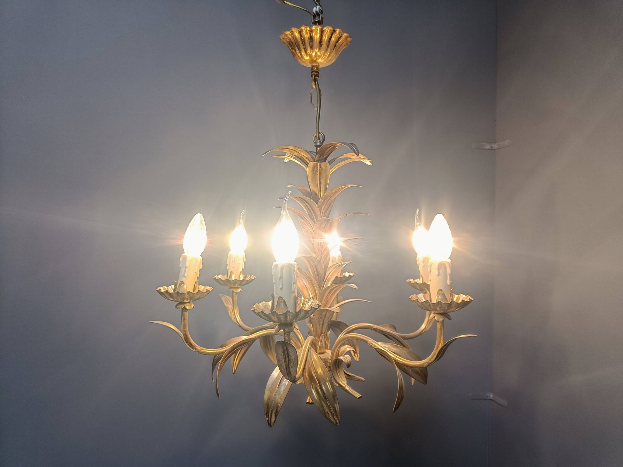 Lustre vintage en métal doré en forme de feuille d'ananas, années 60