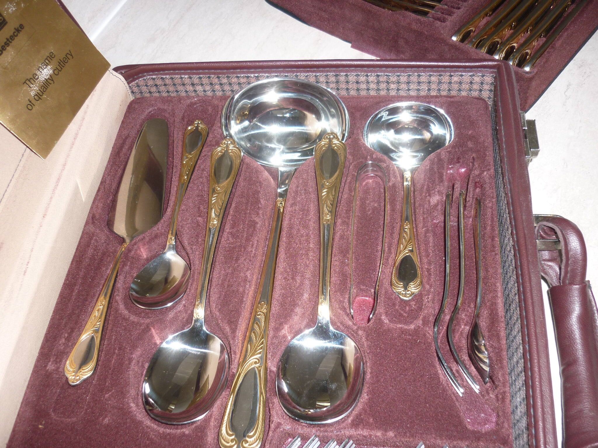 Besteke SBS Solingen housewives case in nickel chrome and gold gold