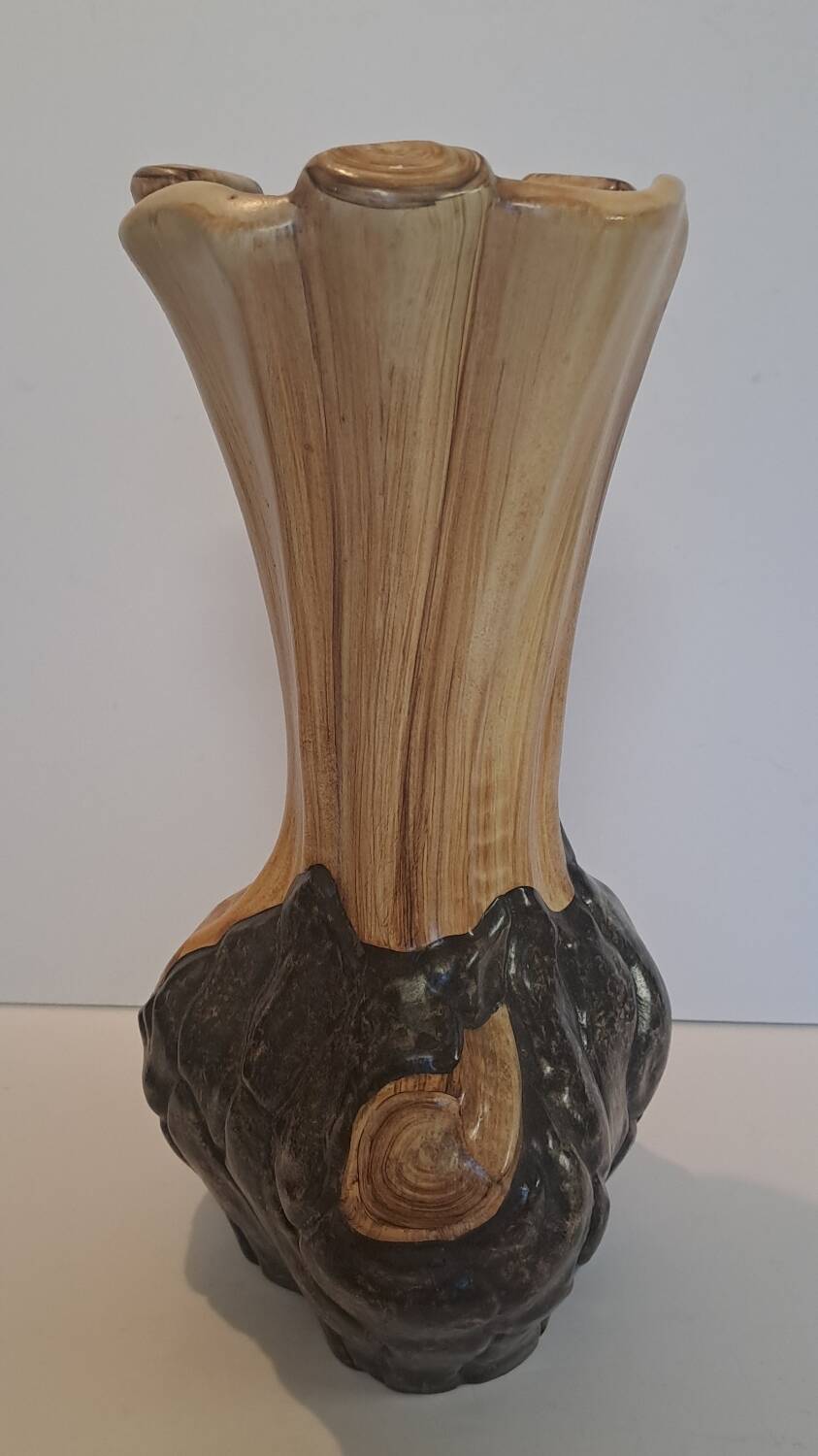 Cérart Monaco faux wood vase