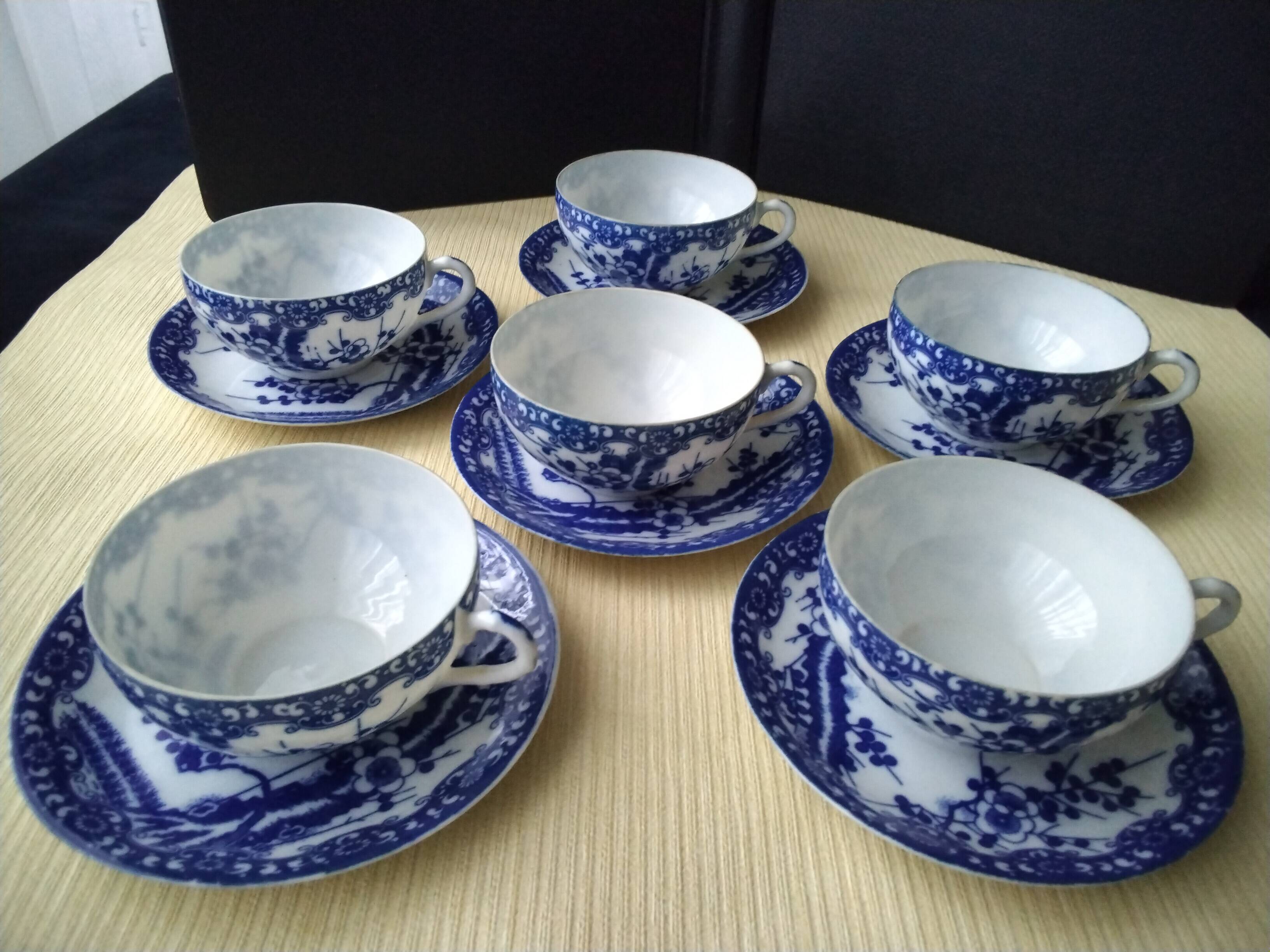 6 Japanese porcelain coffee or tea cups