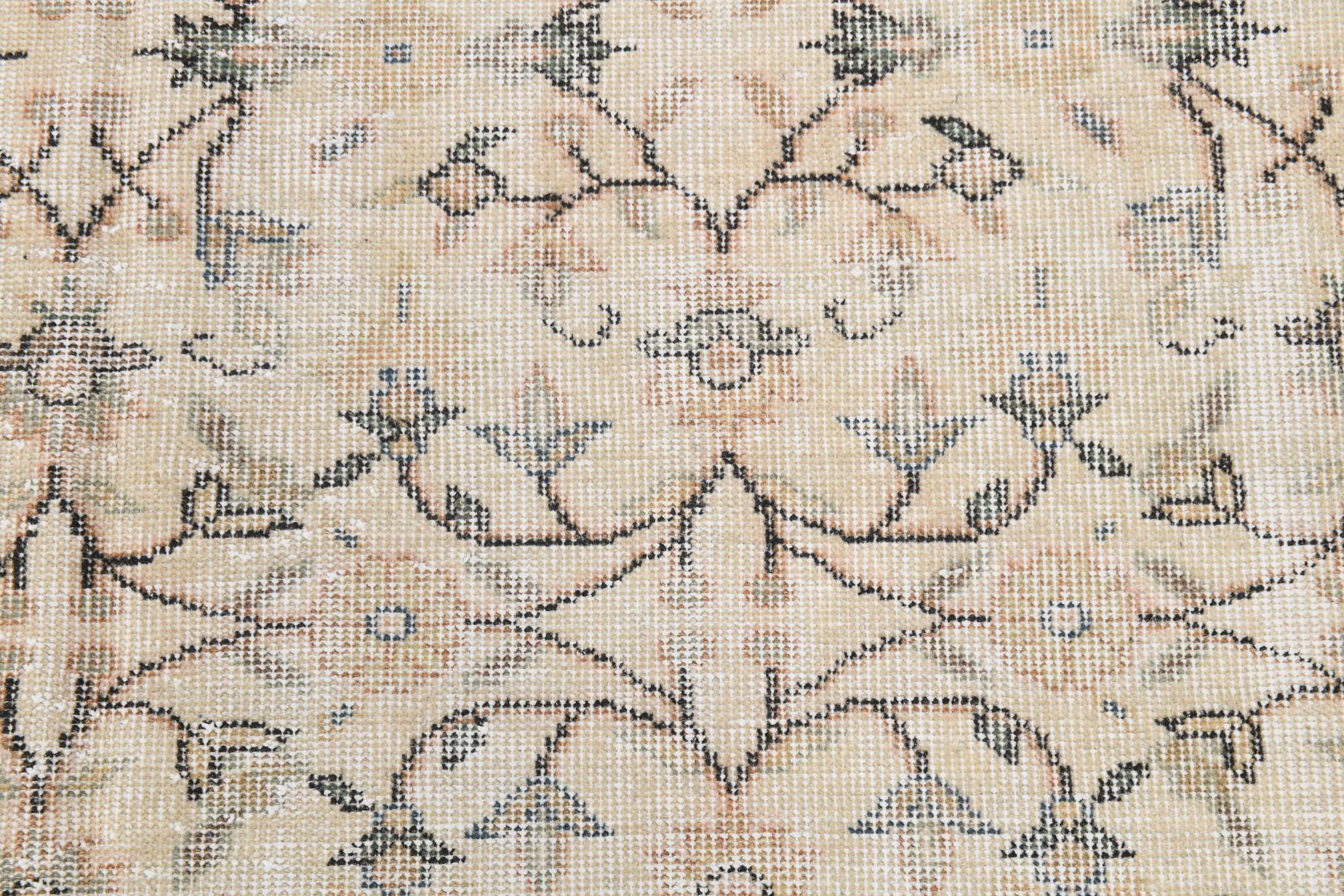 6x10 Vintage Faded Brown & Beige Classic Vintage Rug