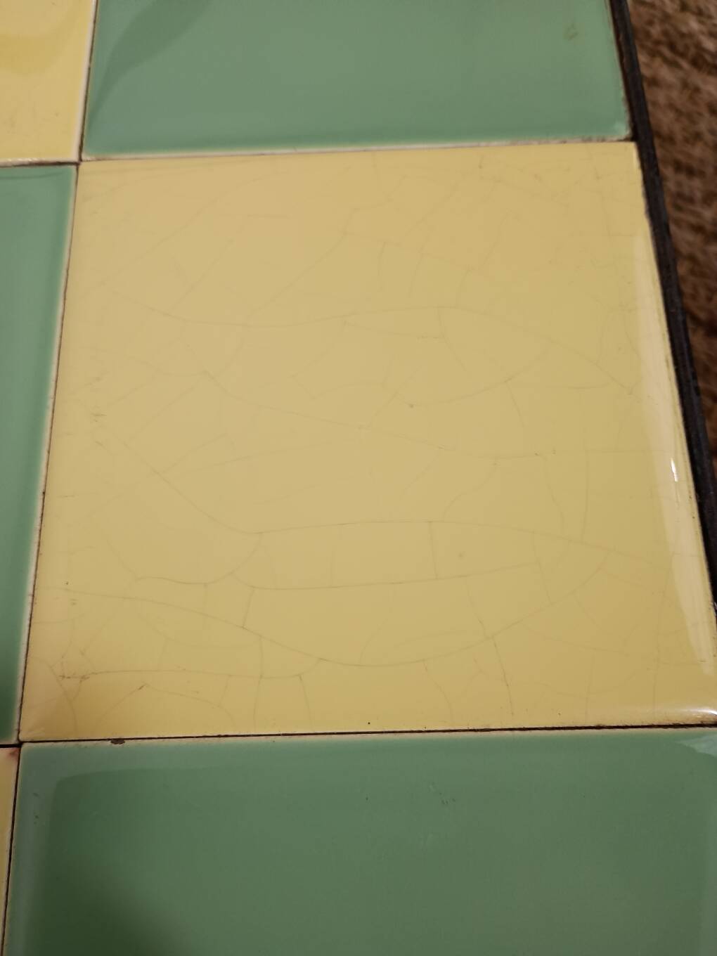 Mini coffee table or tray from the 1950s in two-tone ceramic.