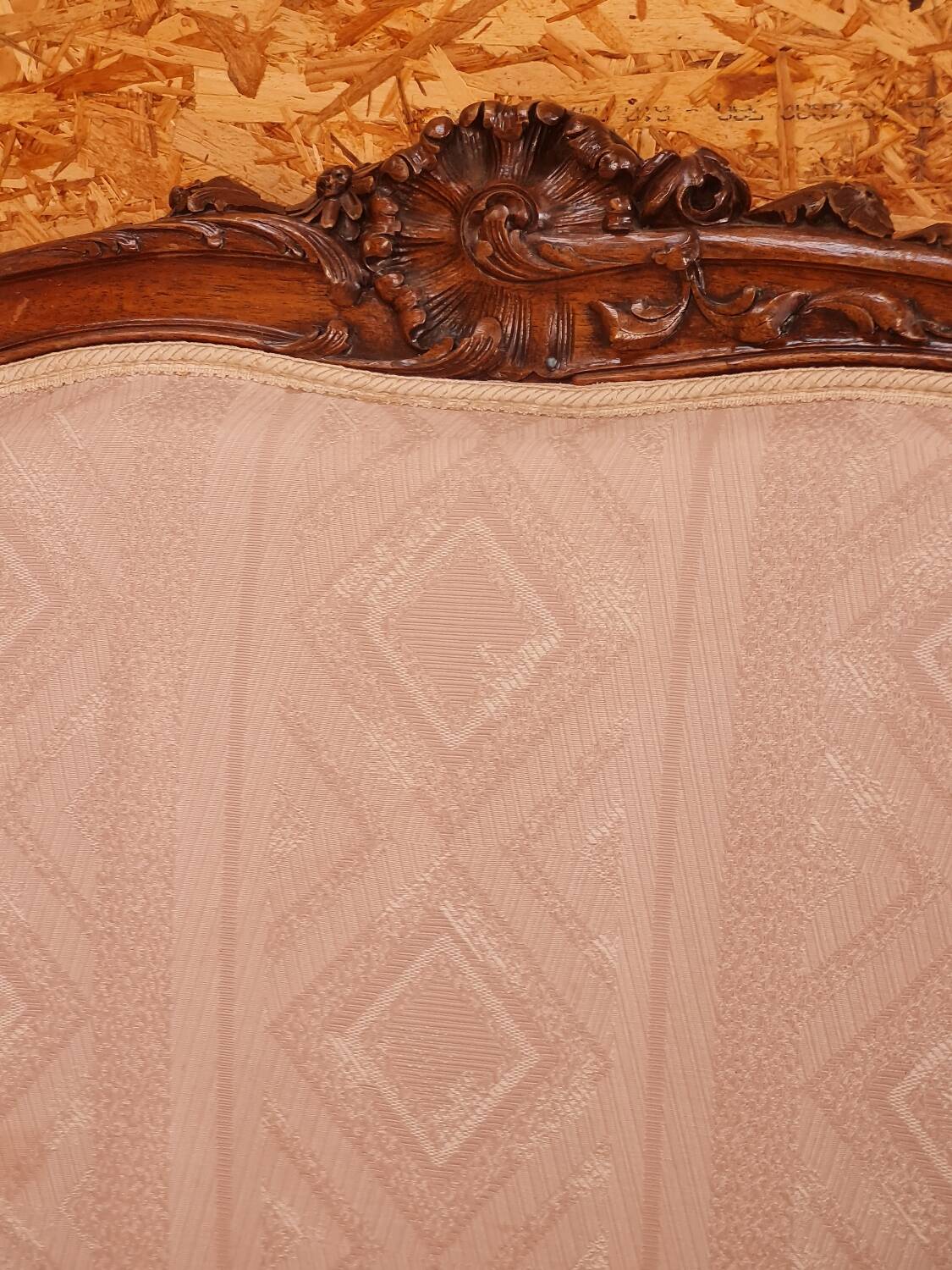 Salon 5 pièces en noyer Louis XV