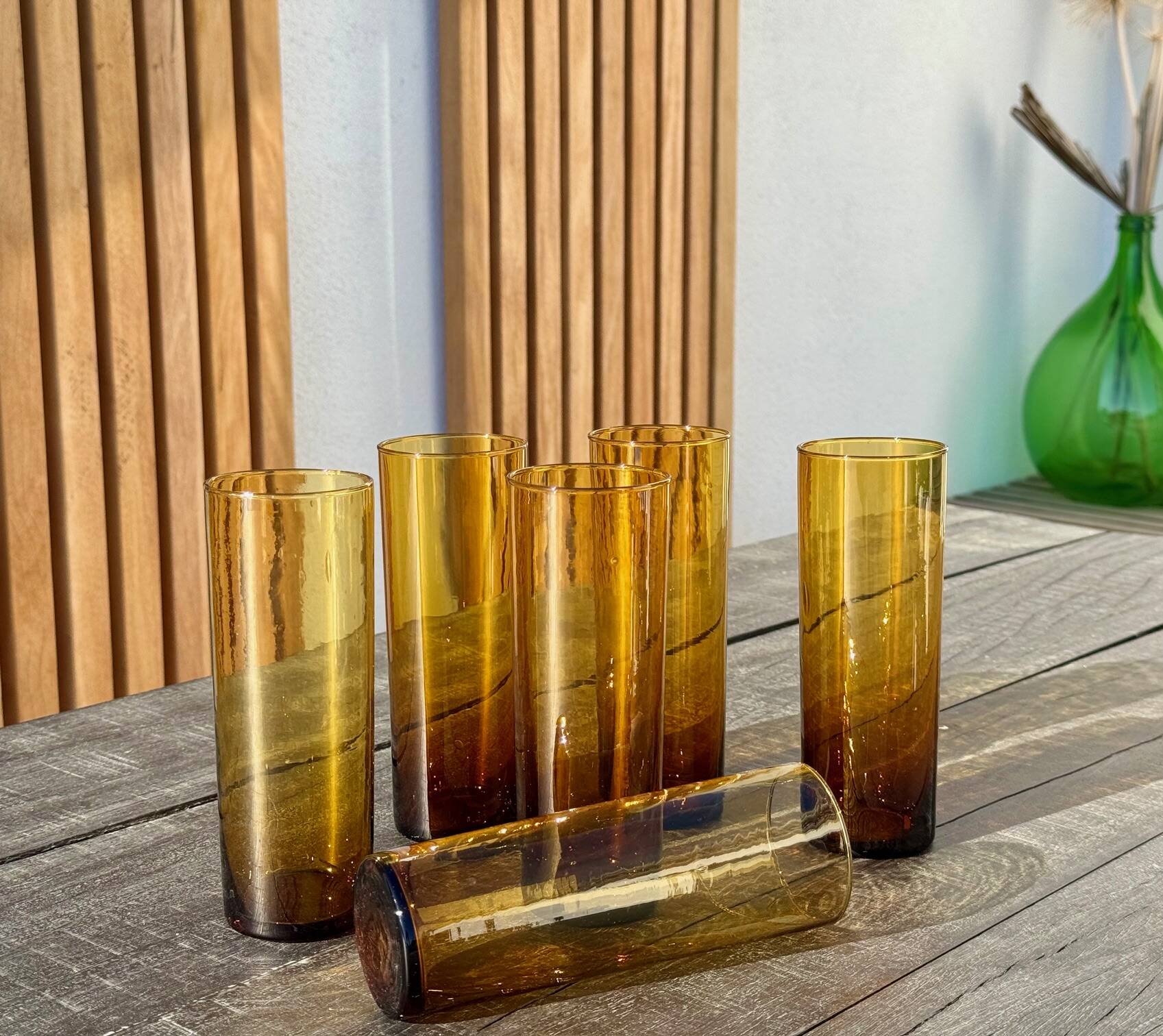 6 amber glasses