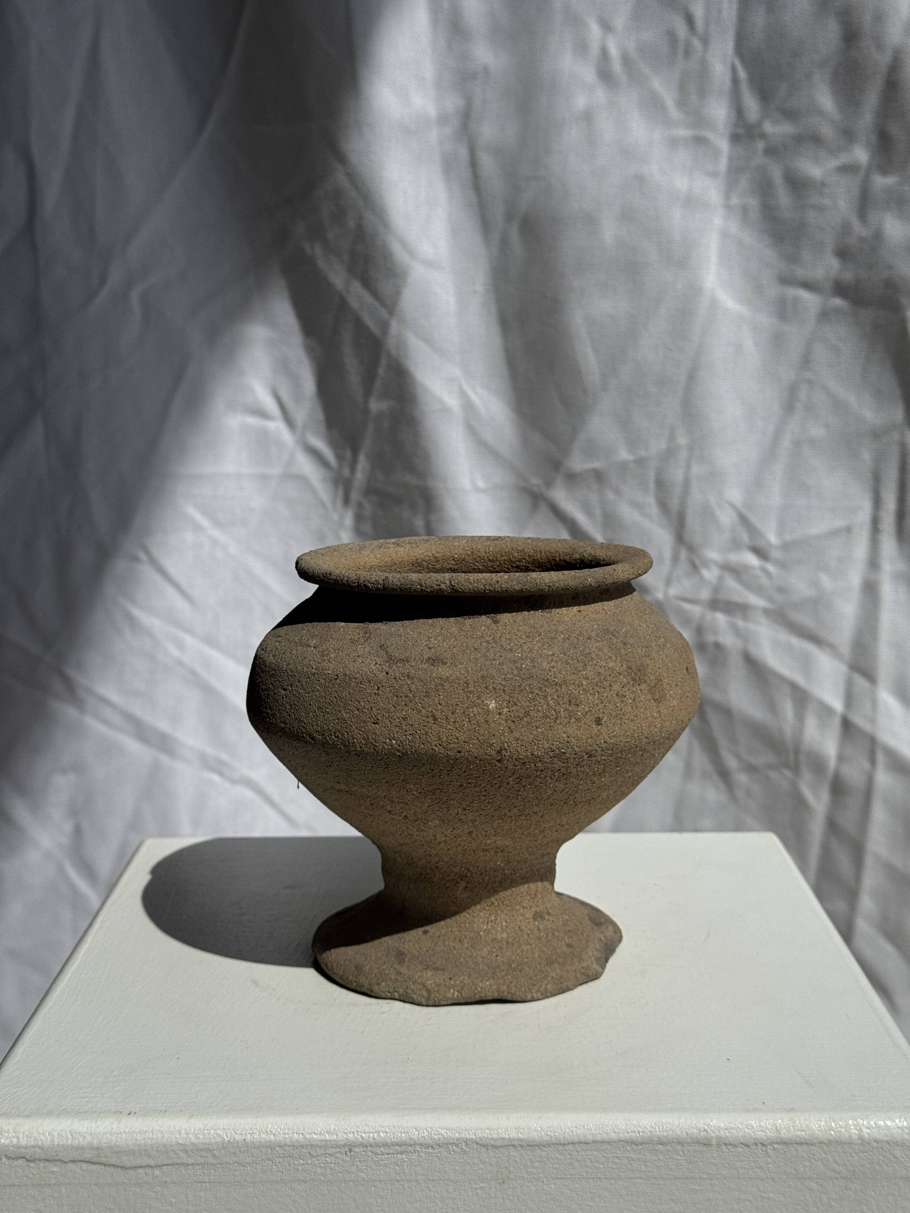 Small brutalist Indonesian footed pot H13 D15