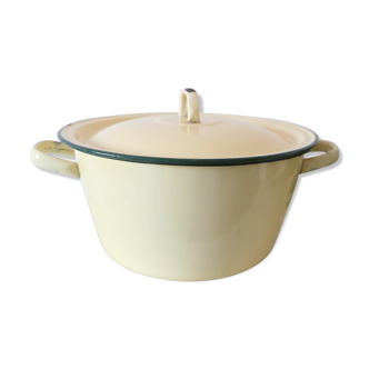 Enamelled metal marmite, pale yellow, vintage
