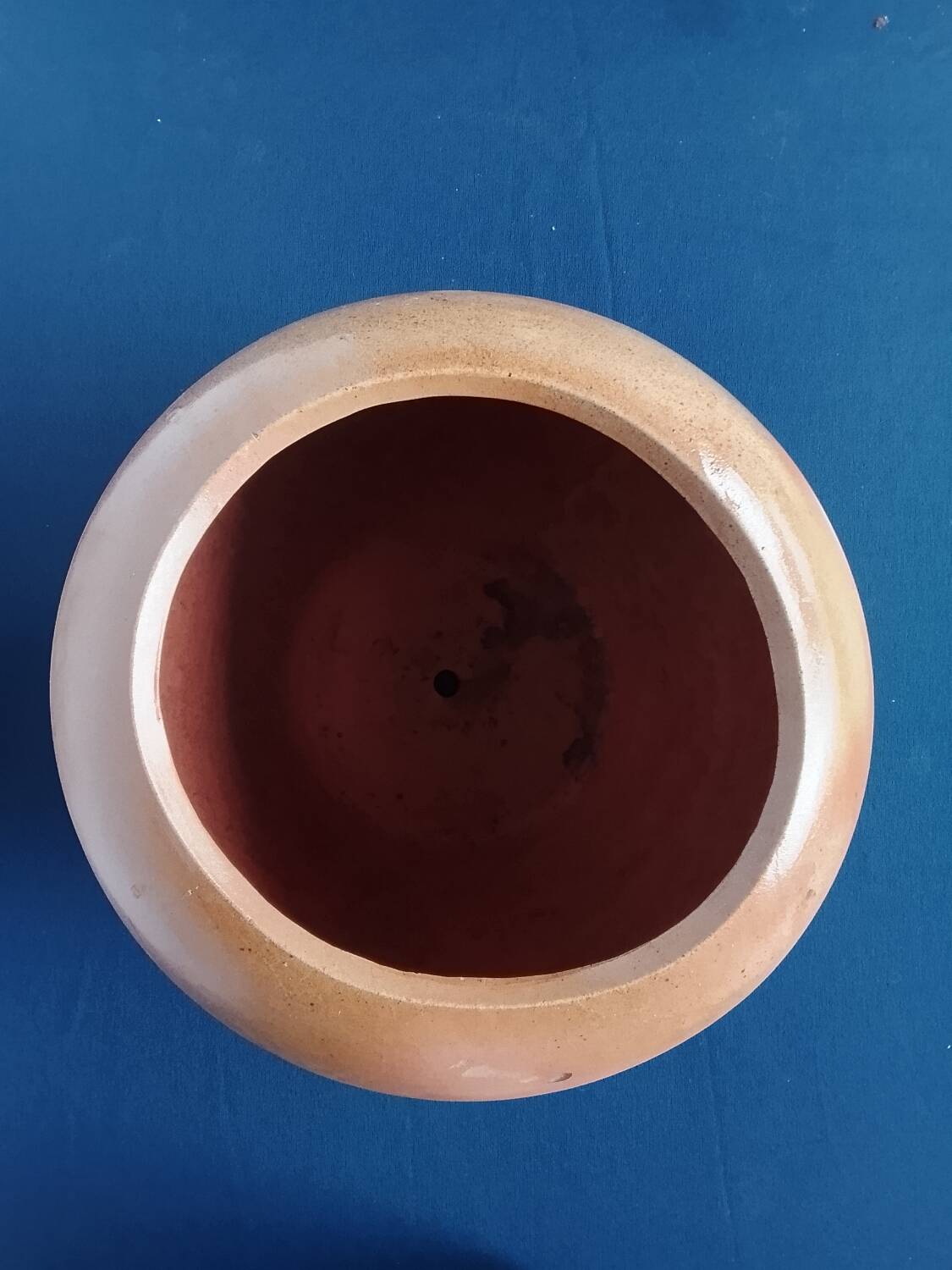 Varnished terracotta flower pots