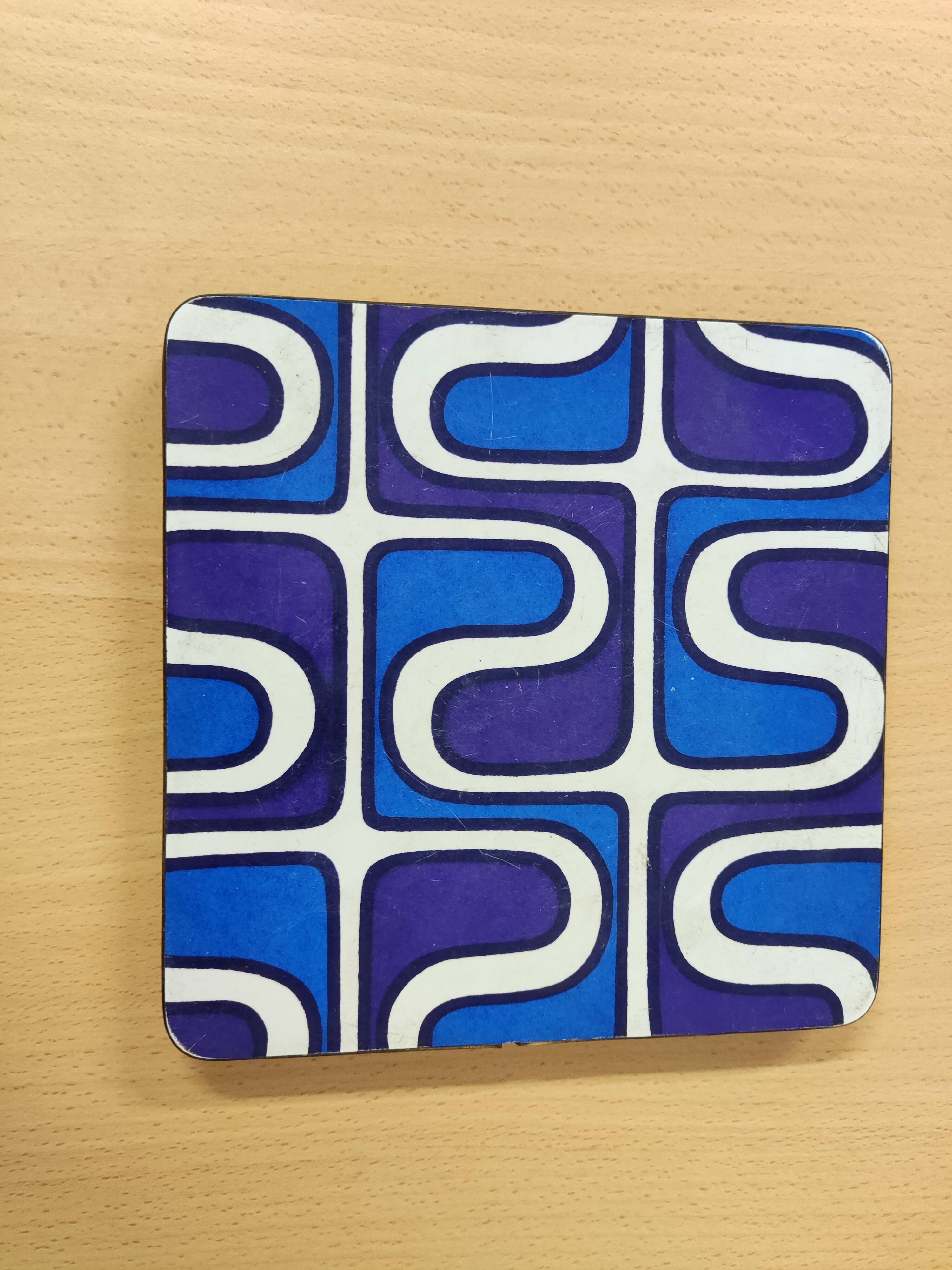 Dessous de plat en formica