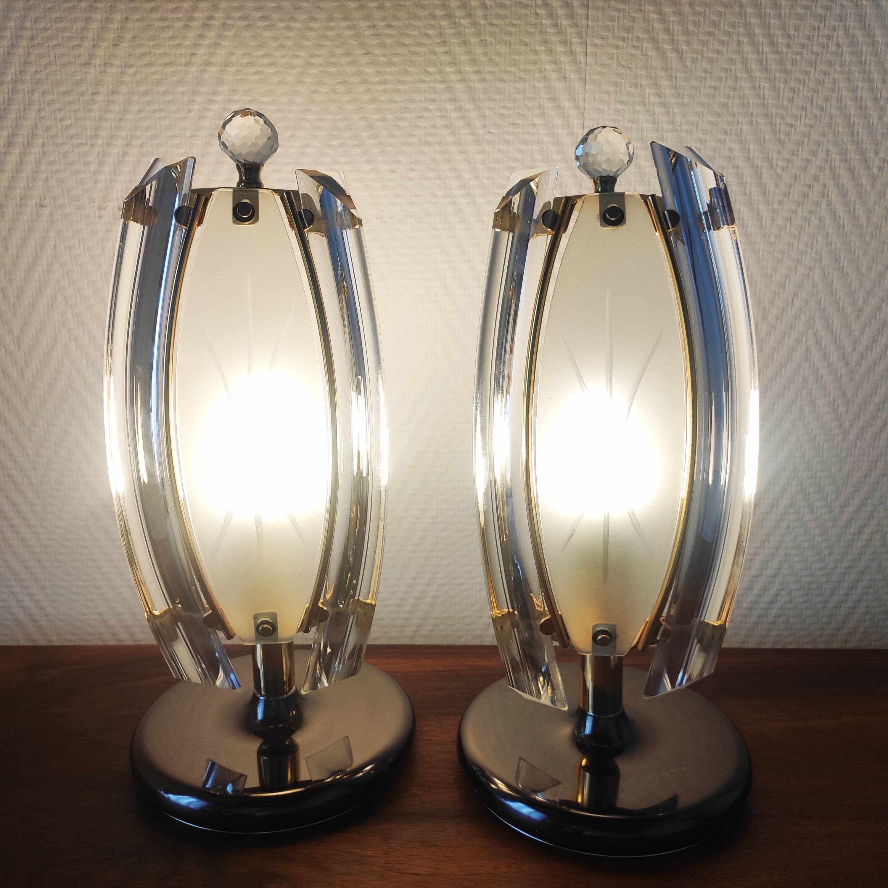 Paire de lampes en verre, 1970