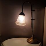 Lampe de table dorée avec abat-jour en verre 1970