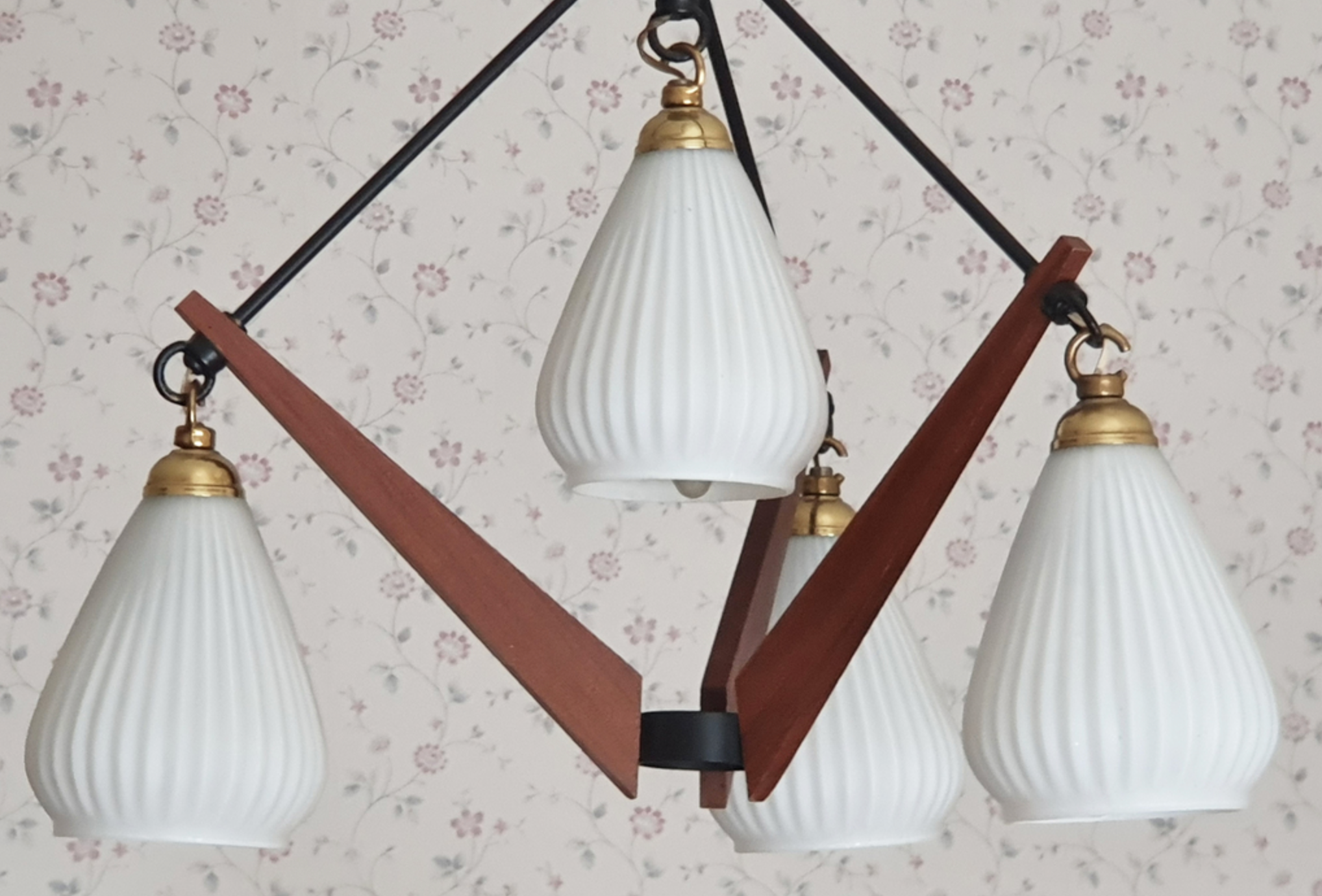 Vintage pendant lamp, teak and opaline, creation Targetti Sankey, vintage, 60s