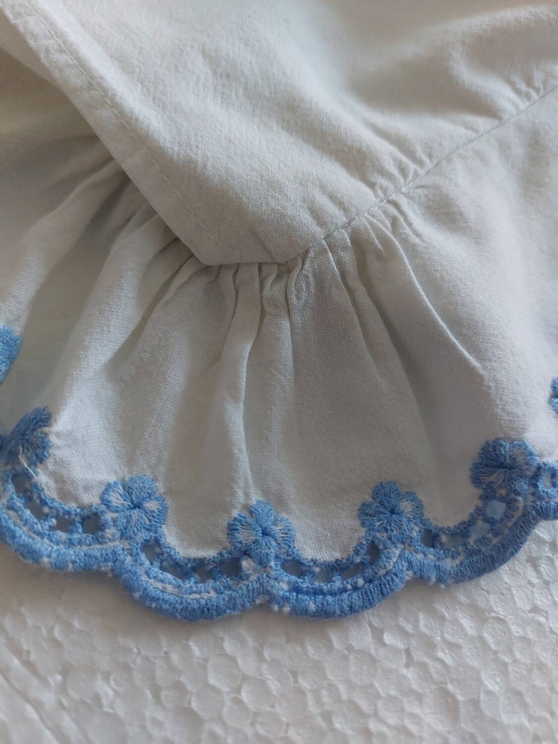 Frilled pillowcase