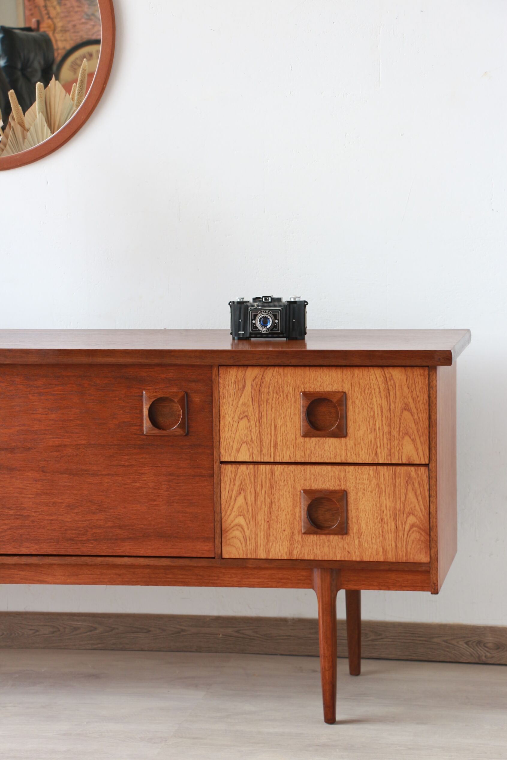 Enfilade - Bath Cabinet Makers - 60s