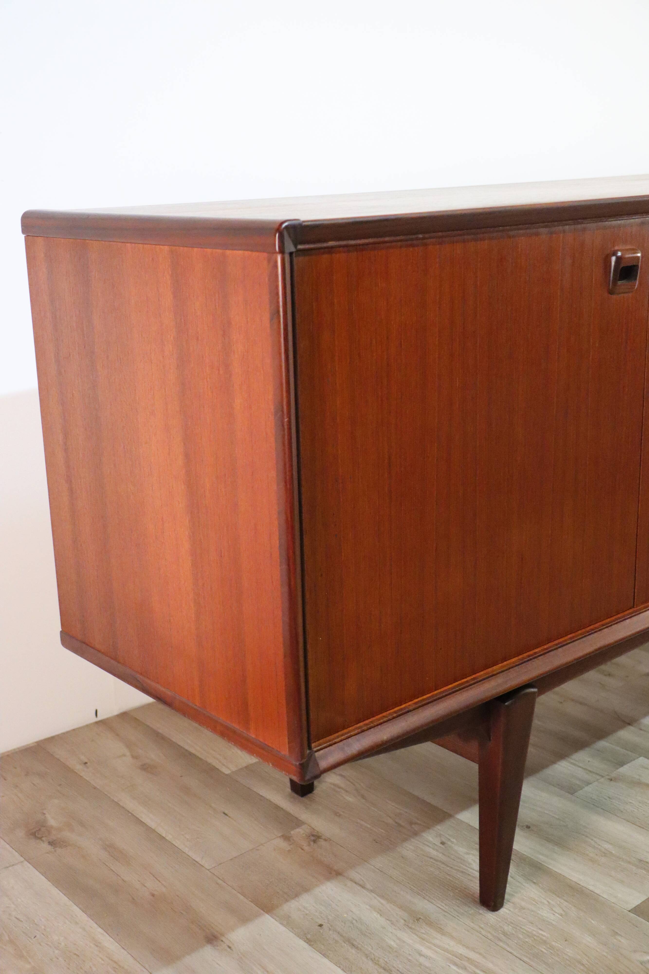 Scandinavian row in solid teak 1960