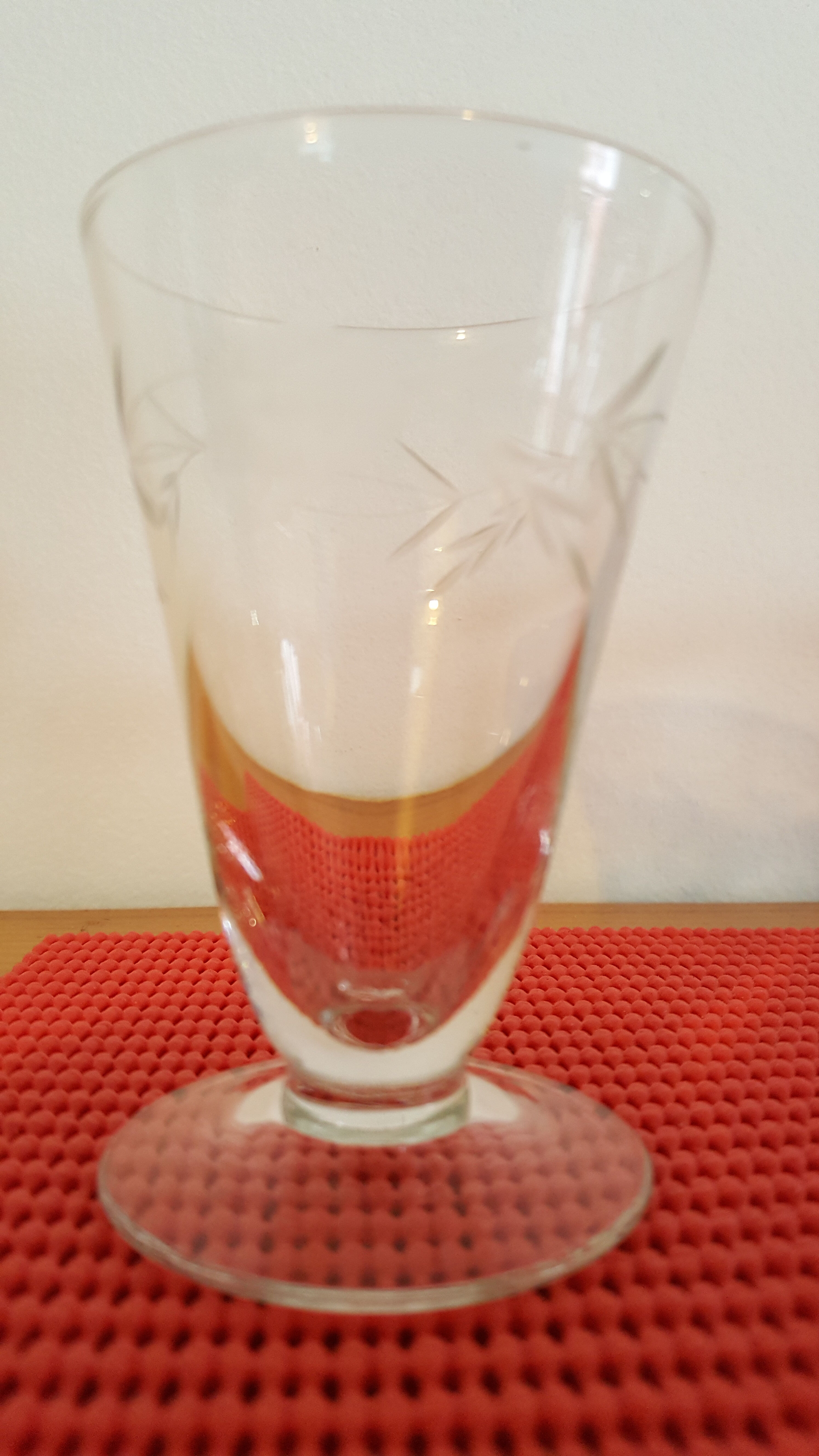 6 Verres ancien  soufflé et ciselé