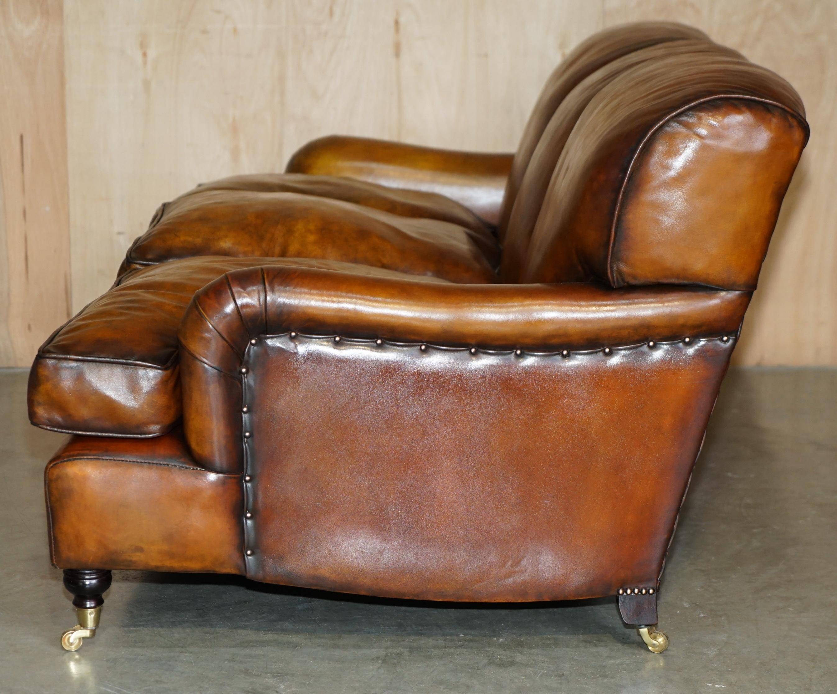 Restored leather Howard & Son canapé style, 204 cm