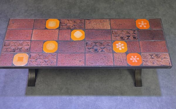 Table basse en céramique émaillée