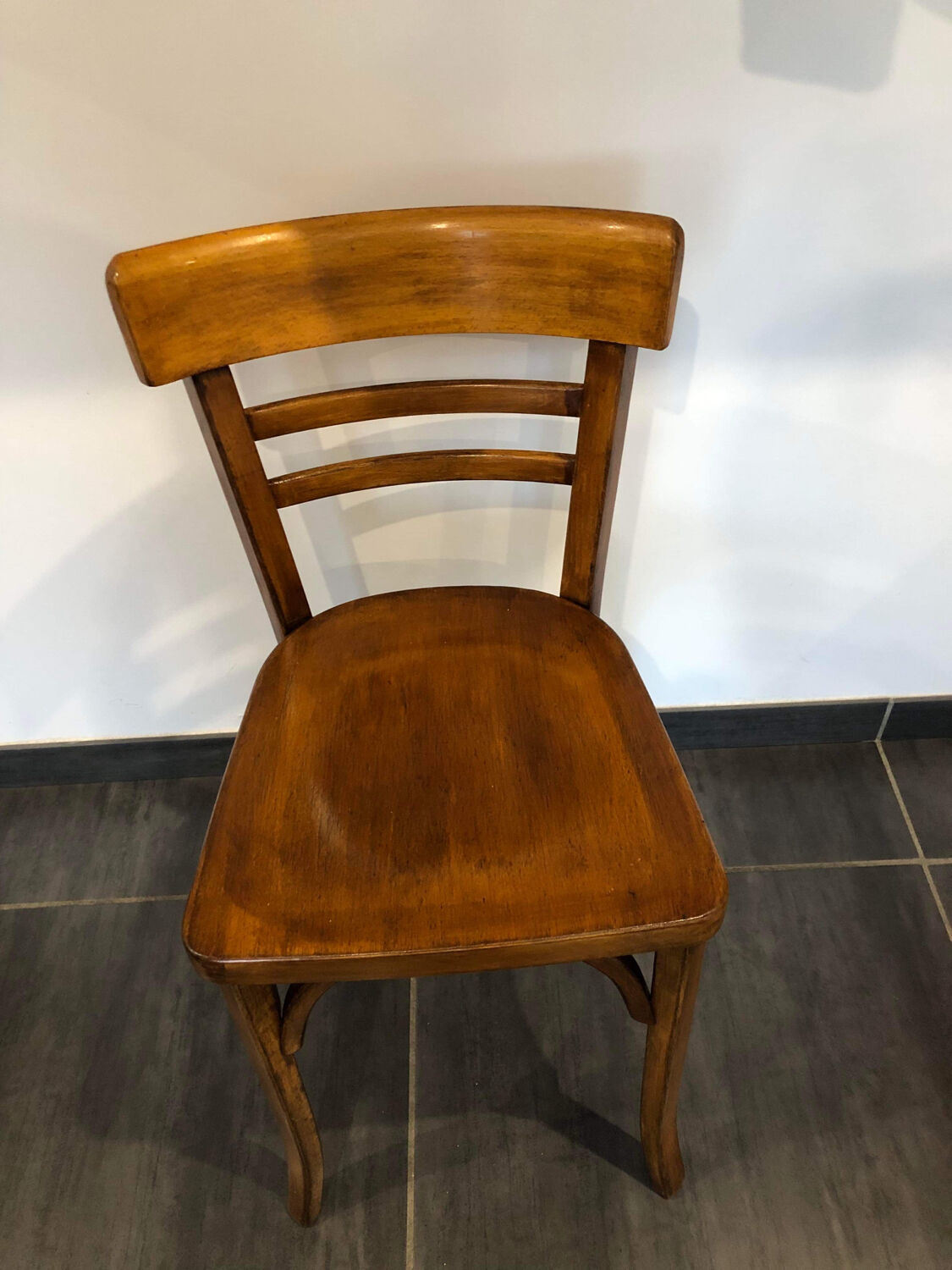 Suite de 4 chaises de bistrot Baumann vintage