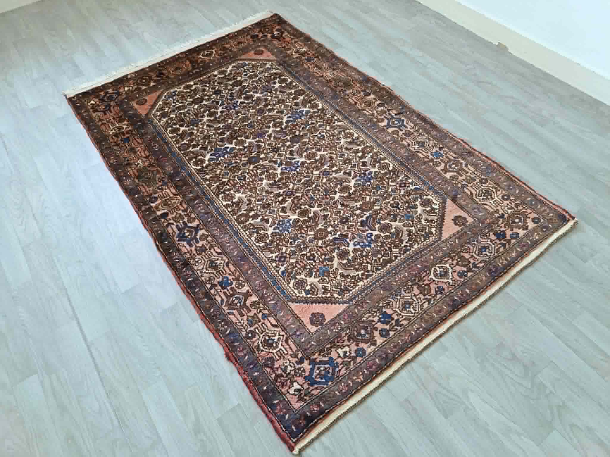 Handmade Hamadan Persian rug