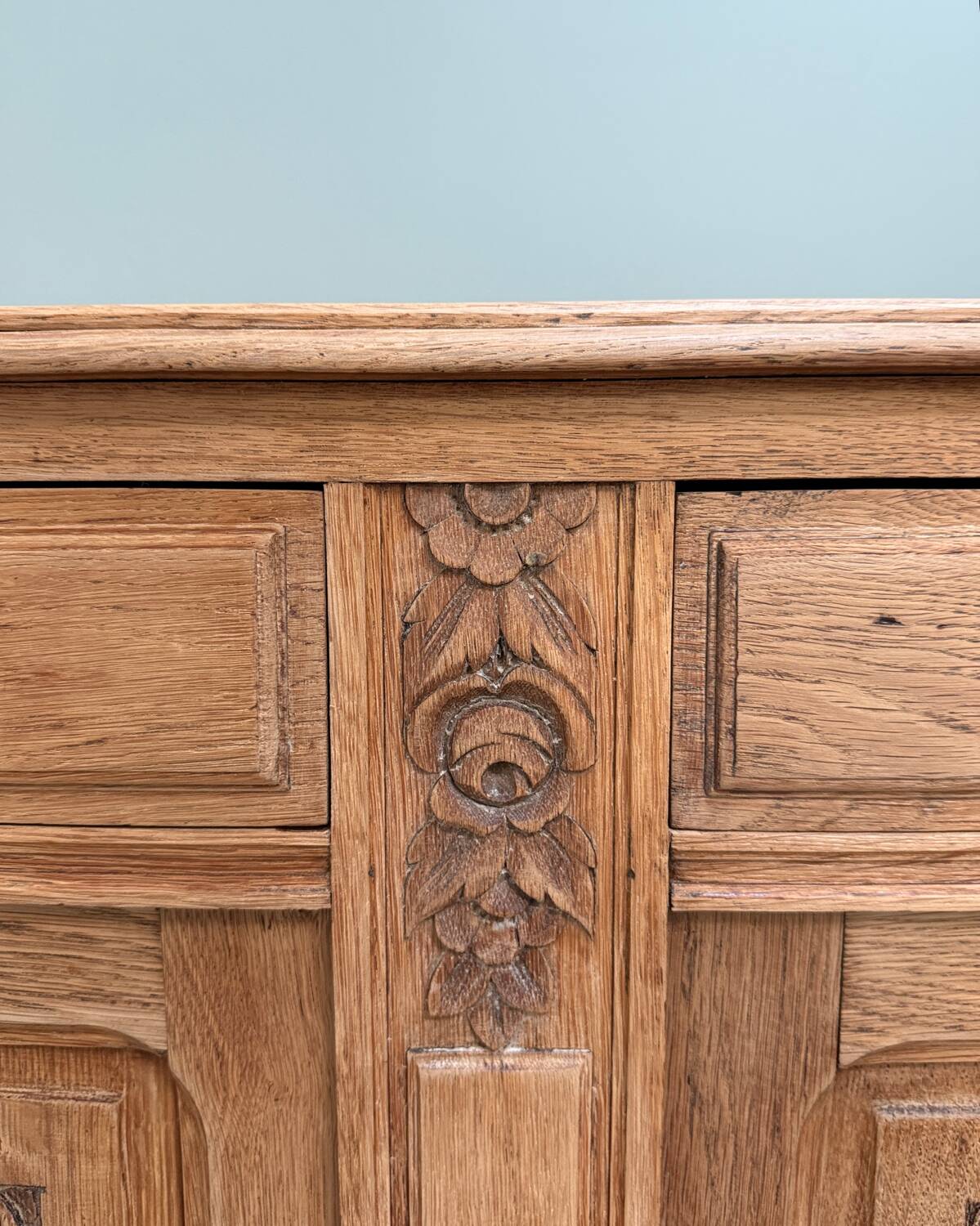 Art Deco oak sideboard (renovated)