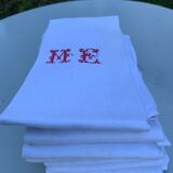 Table towels embroidered red figure
