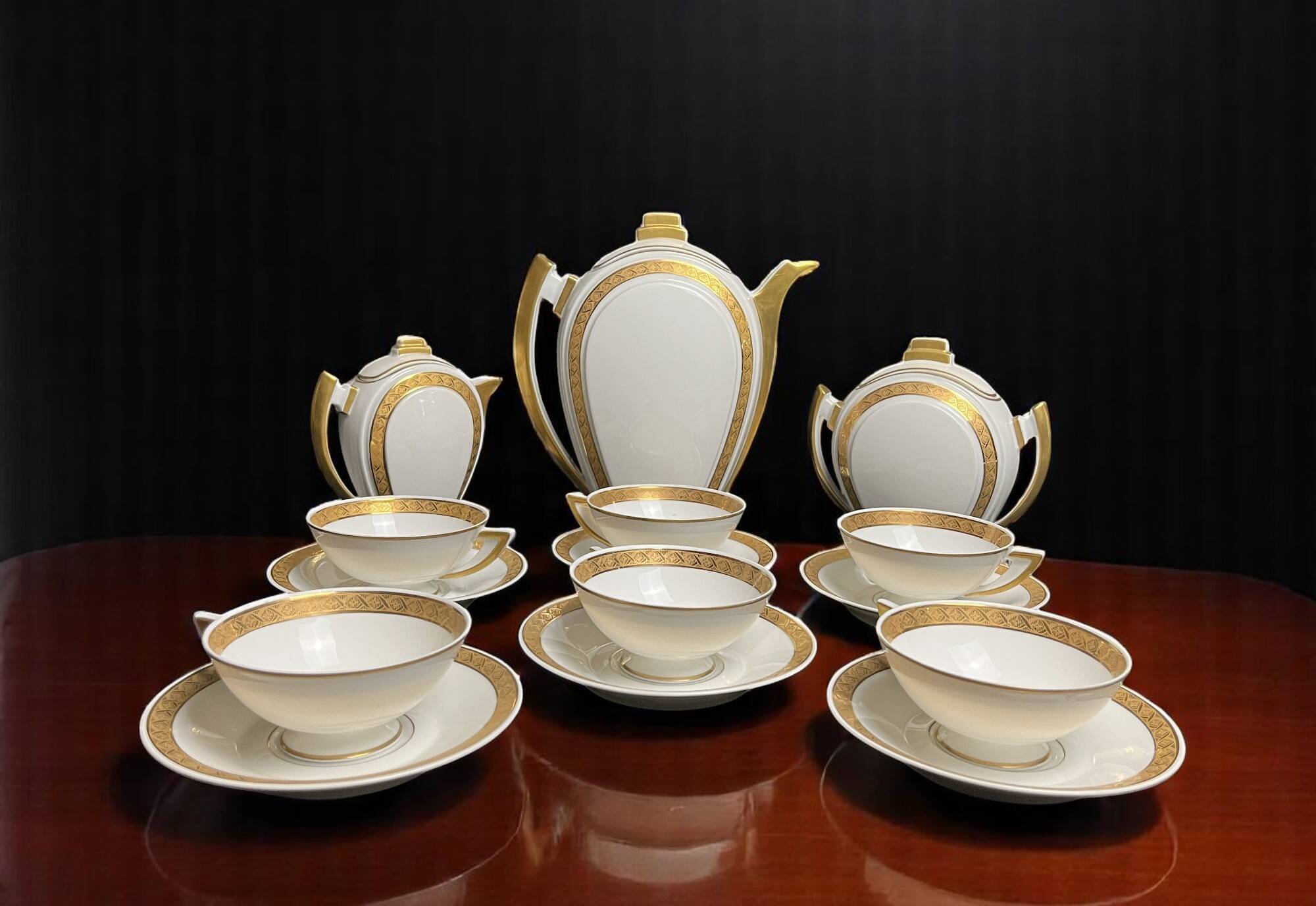 Art Deco, 9-piece Limoges porcelain coffee service circa 1930