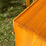 Perriand Regain desk and stool