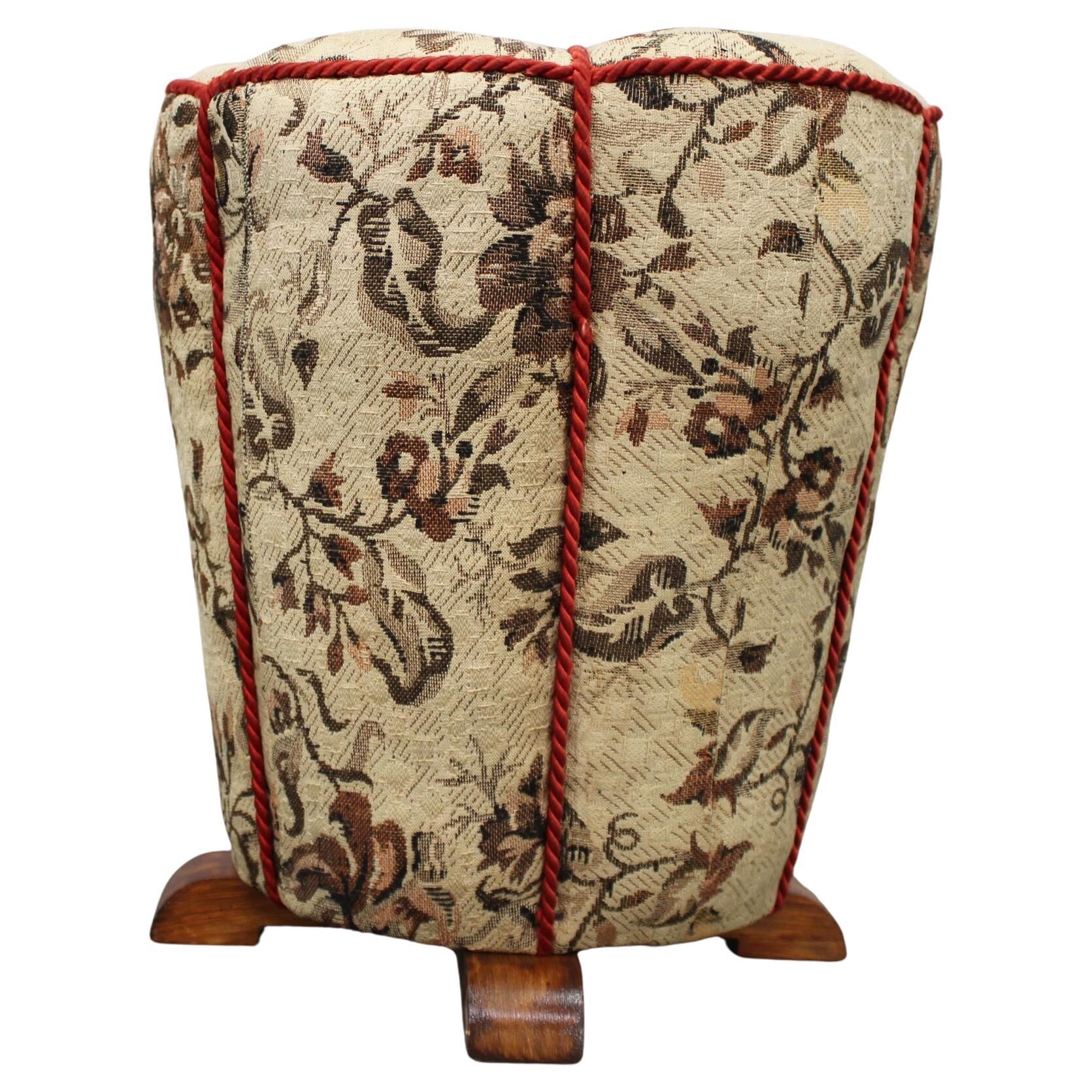 Tabouret Art déco capitonné en tissu à motifs floraux, Tchécoslovaquie, années 1930