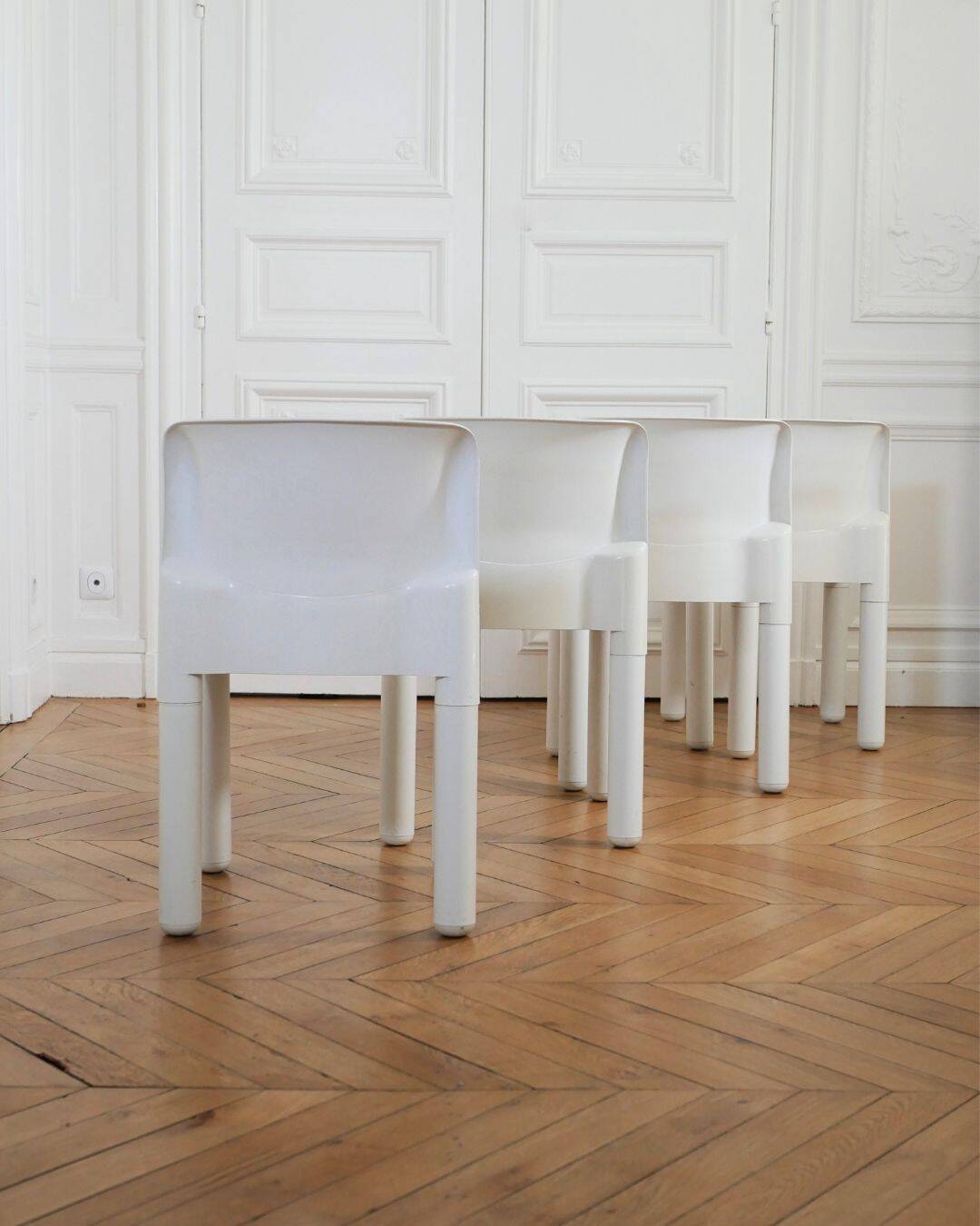 Chair 4875 by Carlo Bartoli for Kartell.