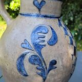Sandstone pitcher