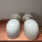 Paire d’appliques vintage en opaline blanche