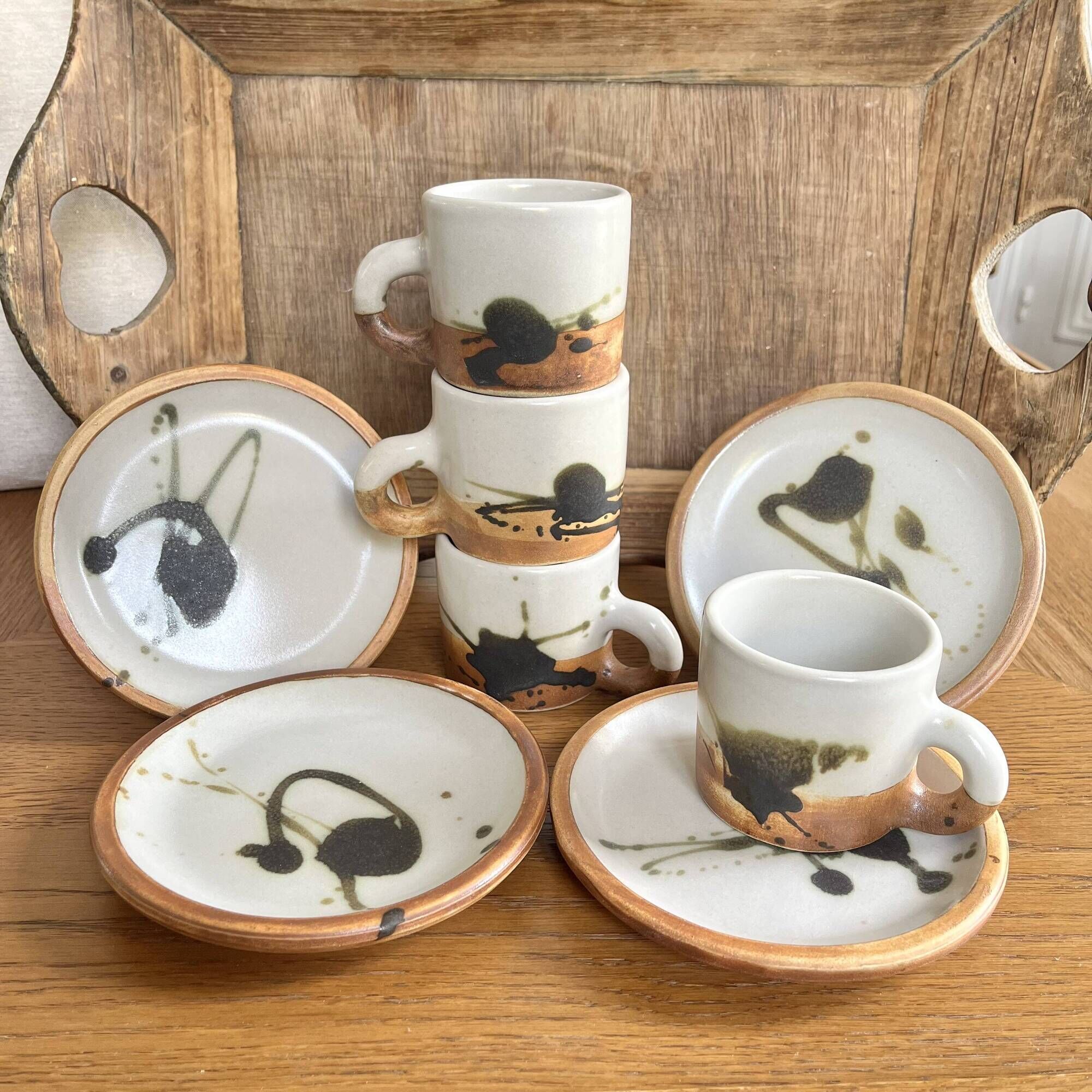 Coffee cups and plates Poterie de La Colombe tachist stoneware 50/60