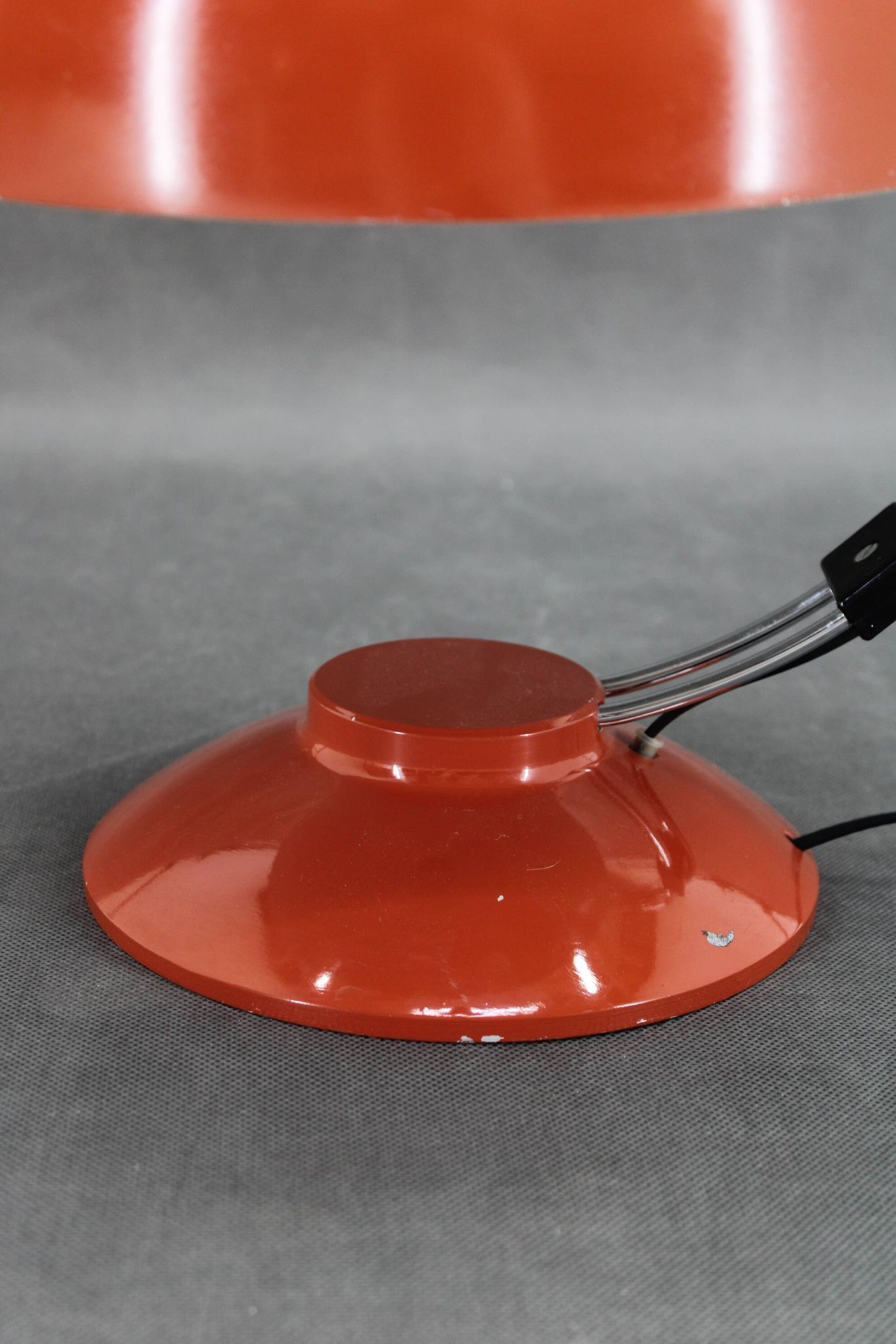 Lampe de table rouge des années 1970, Tchécoslovaquie
