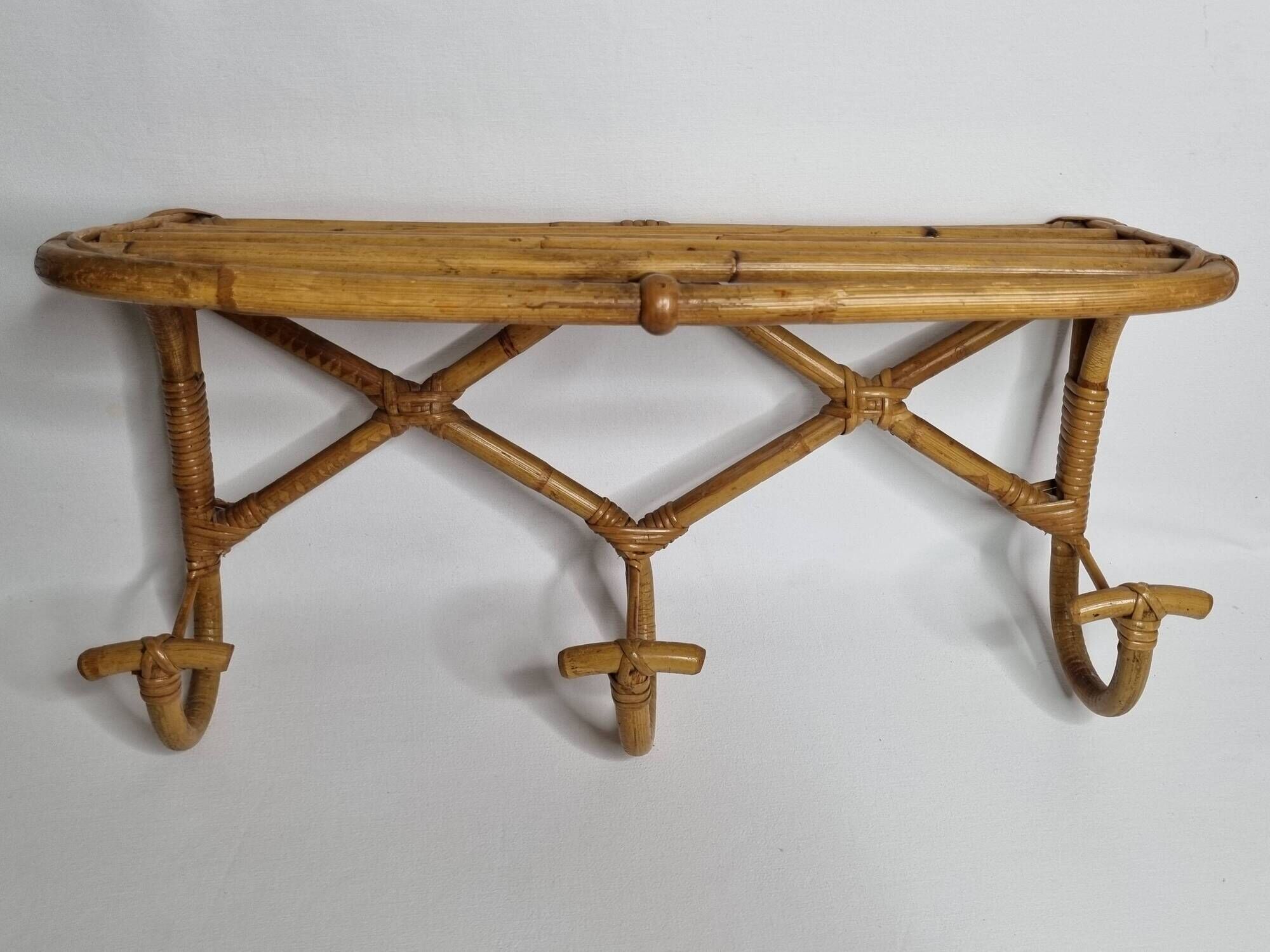 Vintage Rattan Wall Shelf with Hooks – 60s/70s