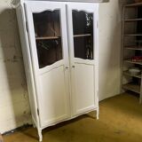 Parisian china cabinet display