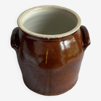 Old stoneware pot