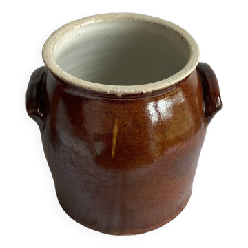 Old stoneware pot
