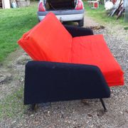 Canapé vintage tissus rouge et noir