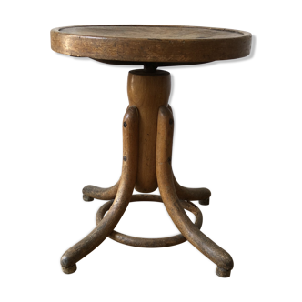 Screw stool