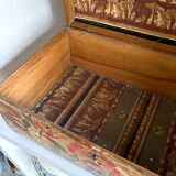 Painted wooden wedding box, early 20th century