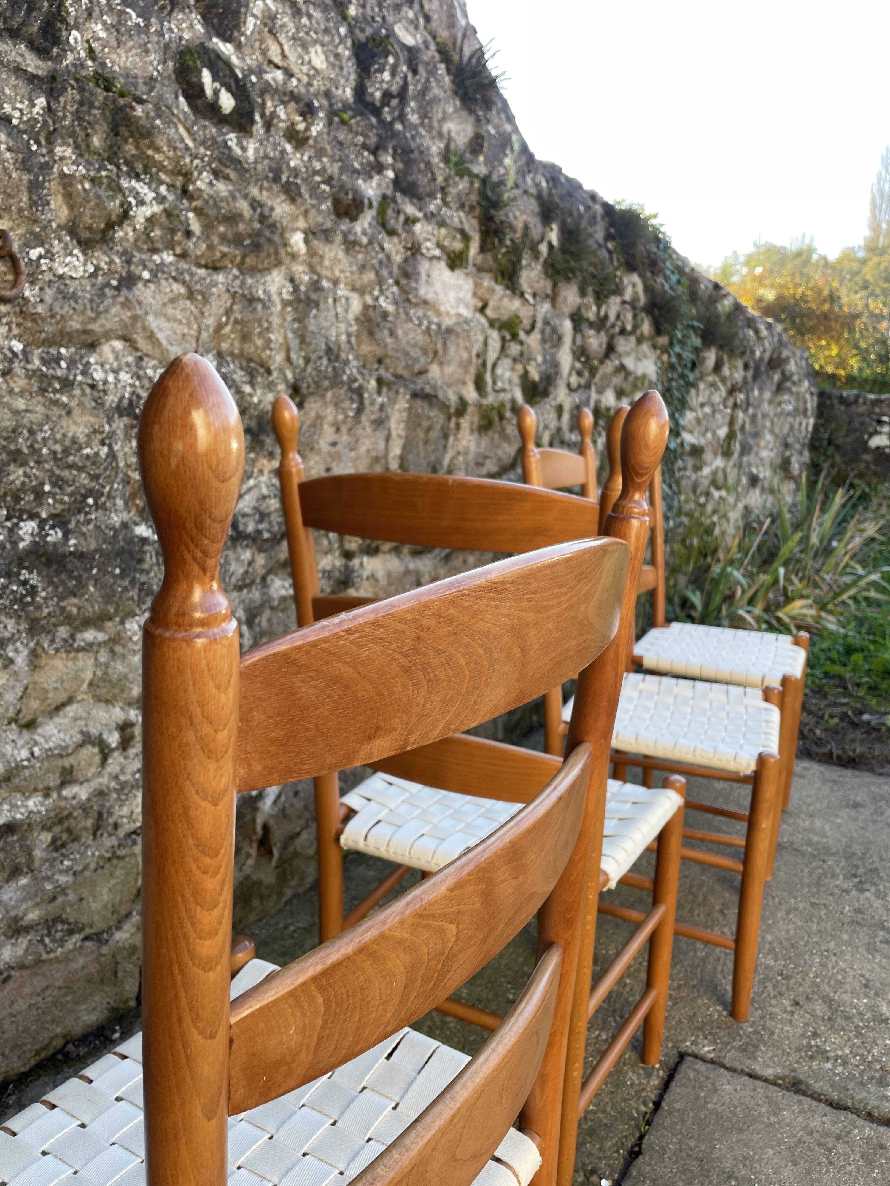 Set de 4 chaises dossier échelonné et assise tissée en coton blanc
