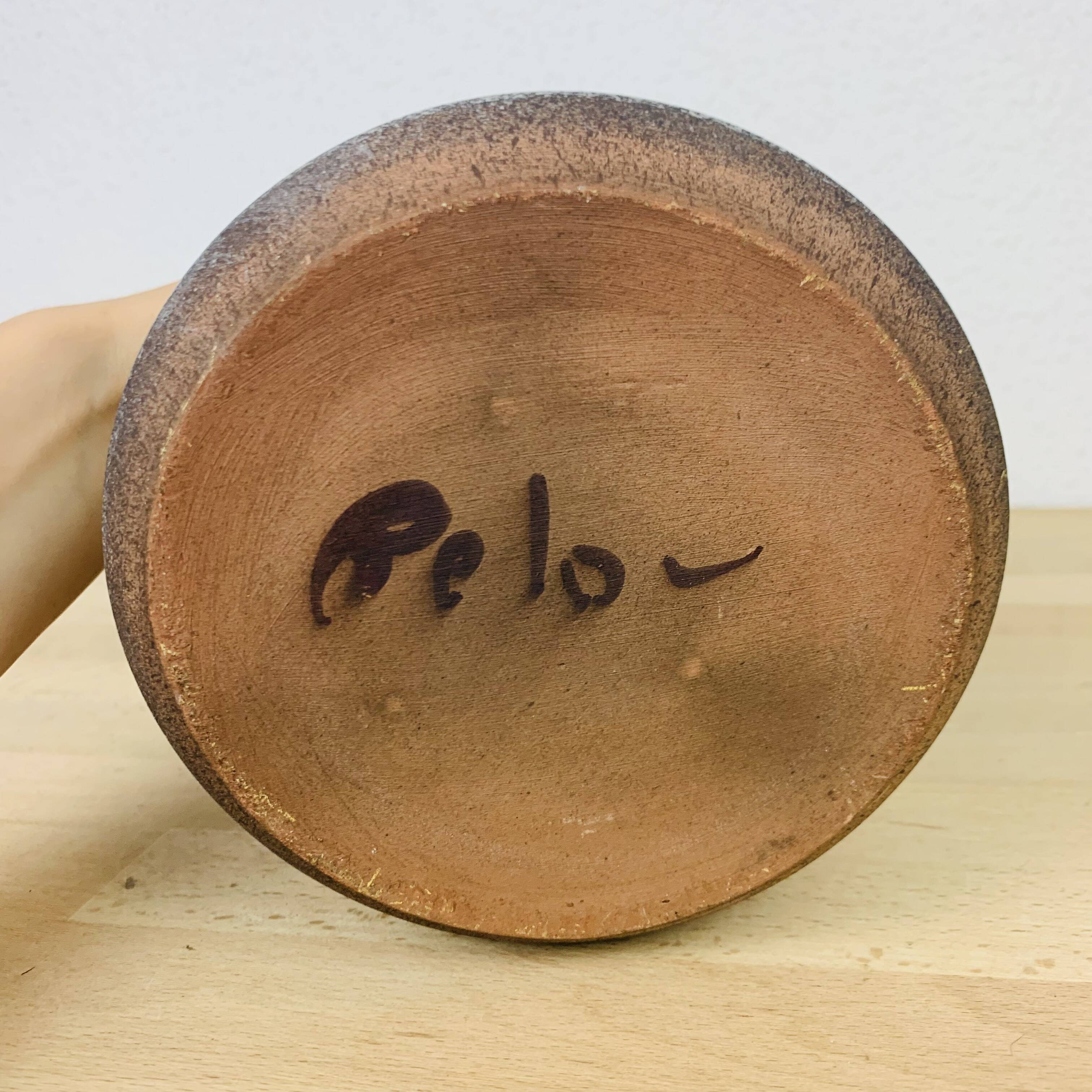 Vintage signed sandstone flower spade vase