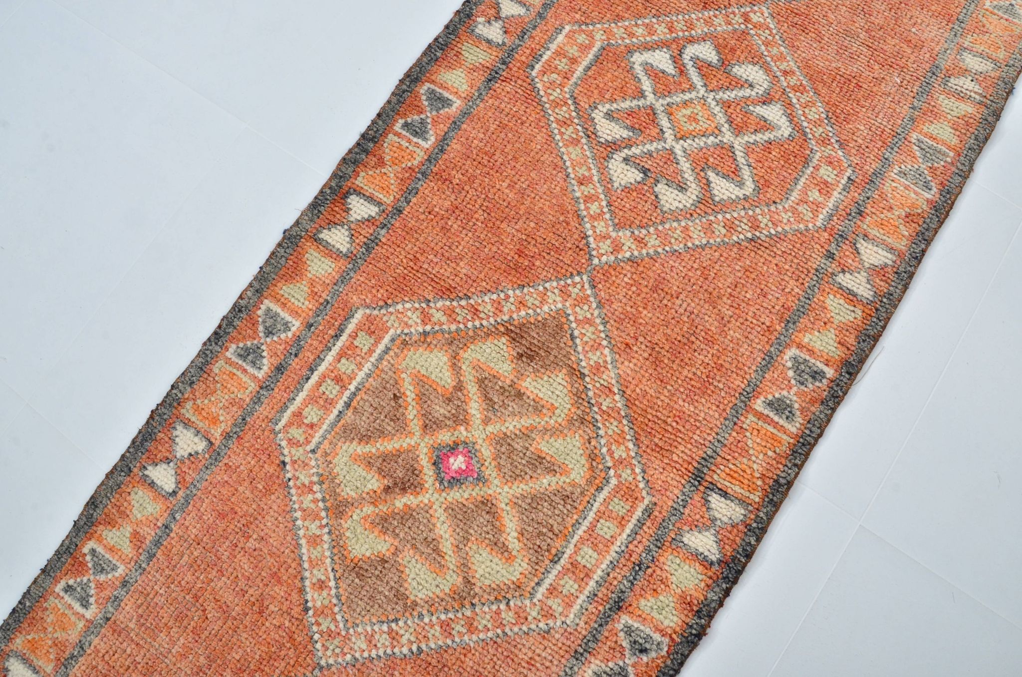 Tapis couloir Oushak vintage sku 3545