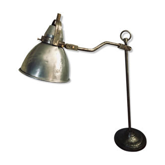 Industrial lamp to lay