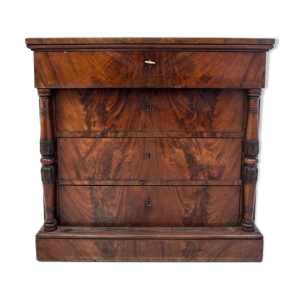Commode en acajou, Europe du Nord,