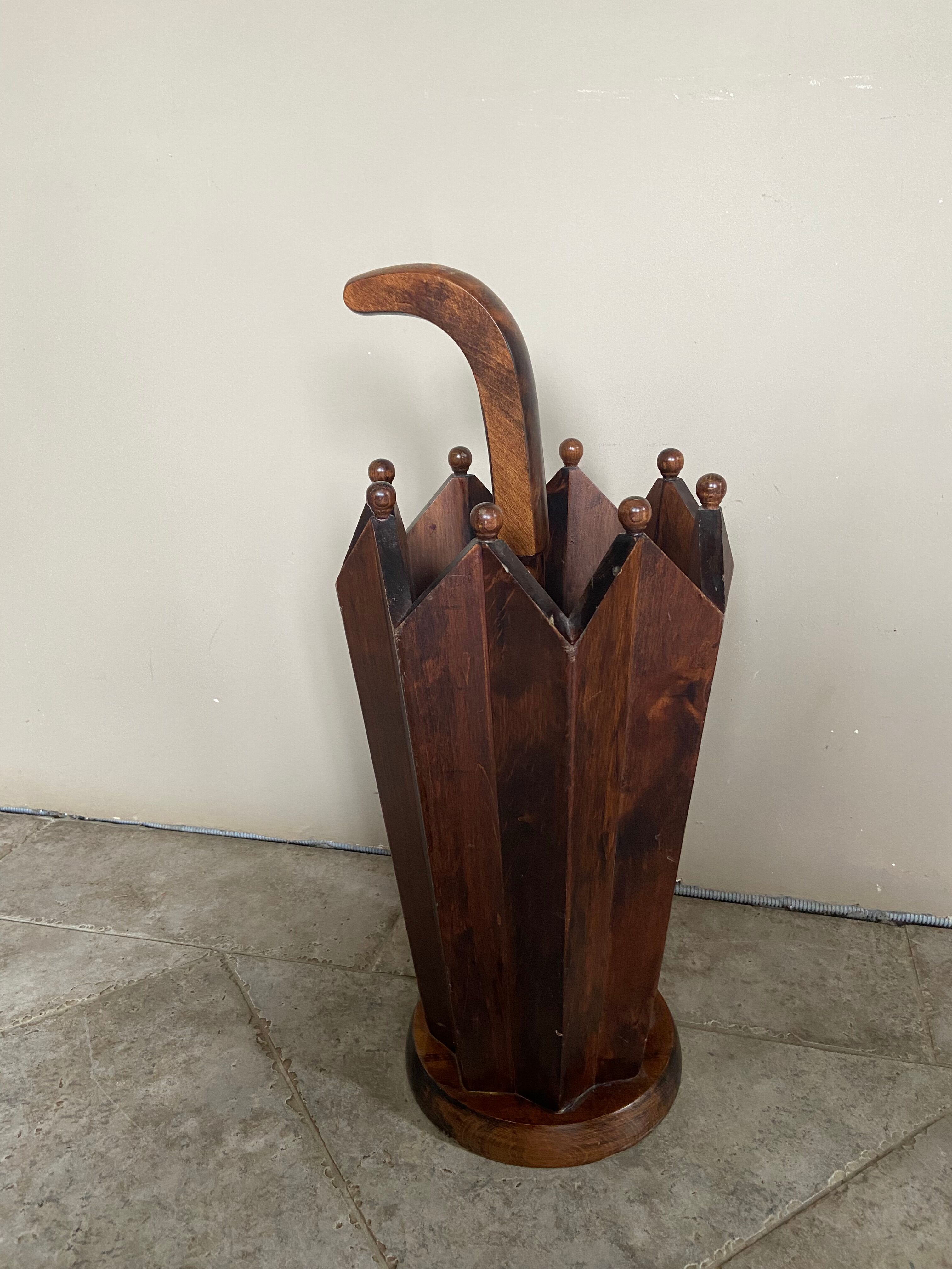 Wooden umbrella holder 30-40s umbrella design