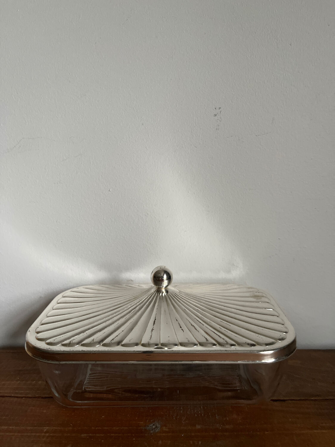 Butter dish