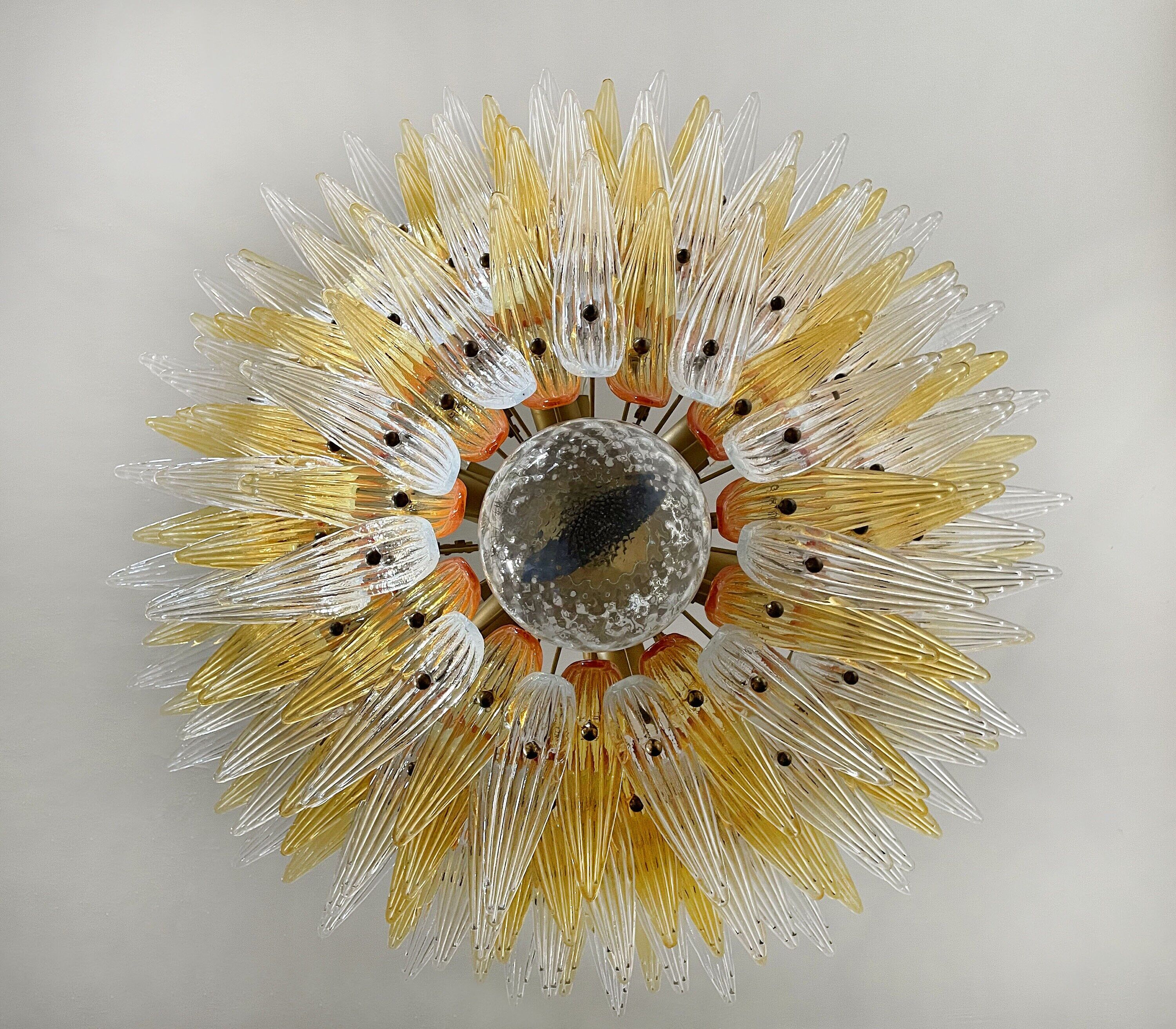 Plafonnier vintage italien de Murano - quatre niveaux, 163 verres ambrés et transparents